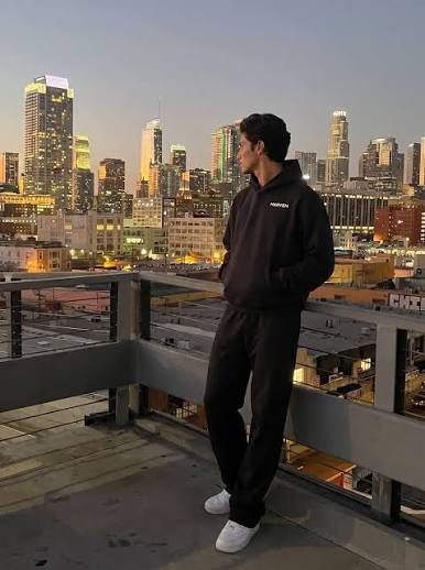 HARVEN HOODIE
